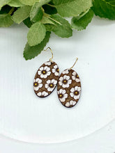 Load image into Gallery viewer, Handpainted Wooden Floral Oval earrings