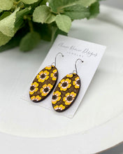 Load image into Gallery viewer, Handpainted Wooden Floral Oval earrings